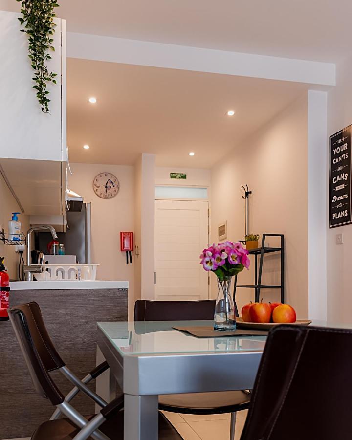 Modern Comfort - 2Br Apartment Center Of St Julians & Paceville Saint Julian's Exteriér fotografie